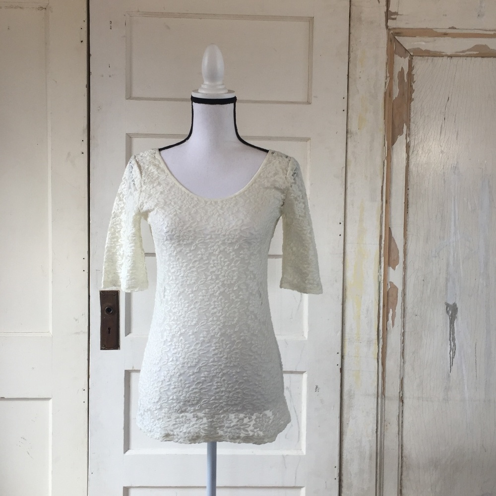 😊 BANANA REPUBLIC 3/4 Sleeve Sheer Ivory Top